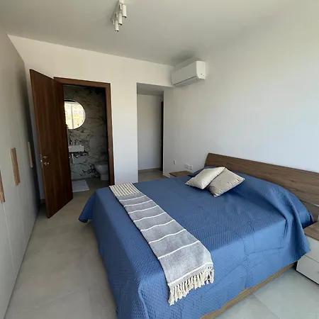 Marsascala Seaview 2 Bedroom * マルサスカーラ